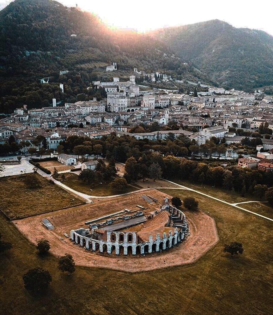 Gubbio, la Città di Pietra