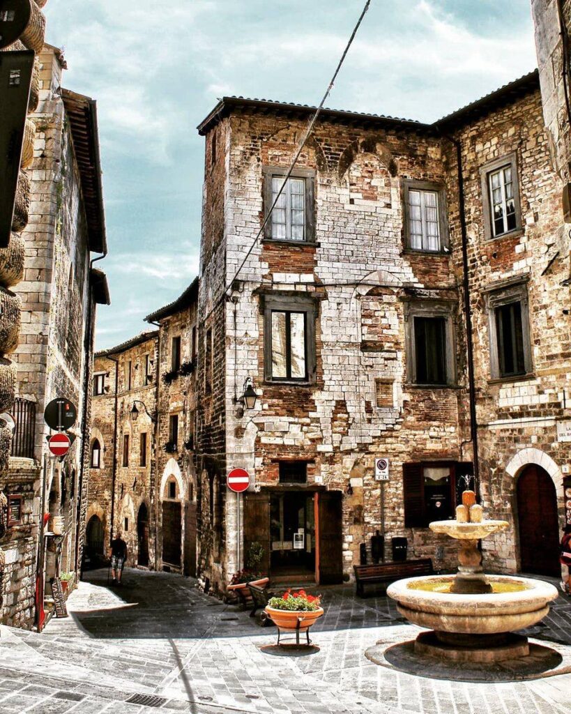 La Città dei Matti: La Fontana del Bargello