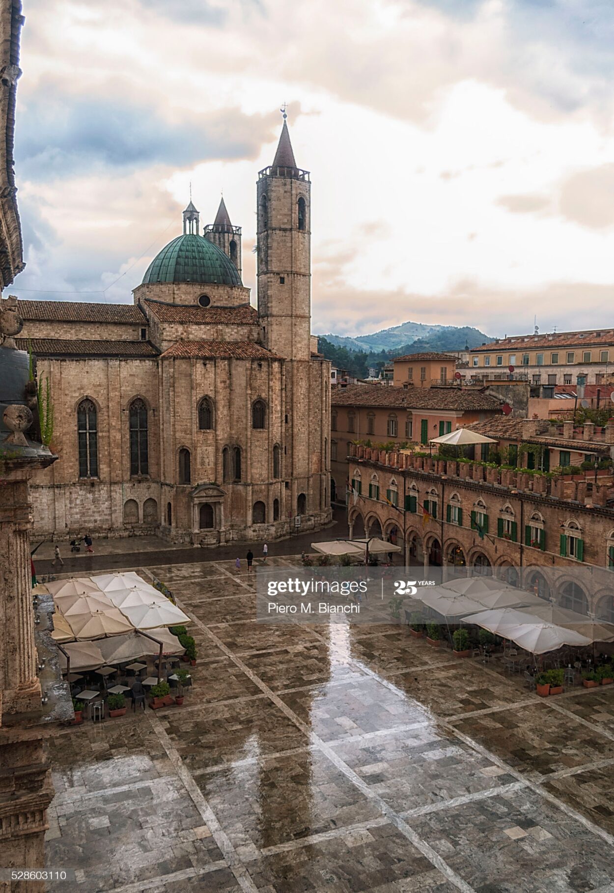 Piazza del Popolo, Ascoli Piceno