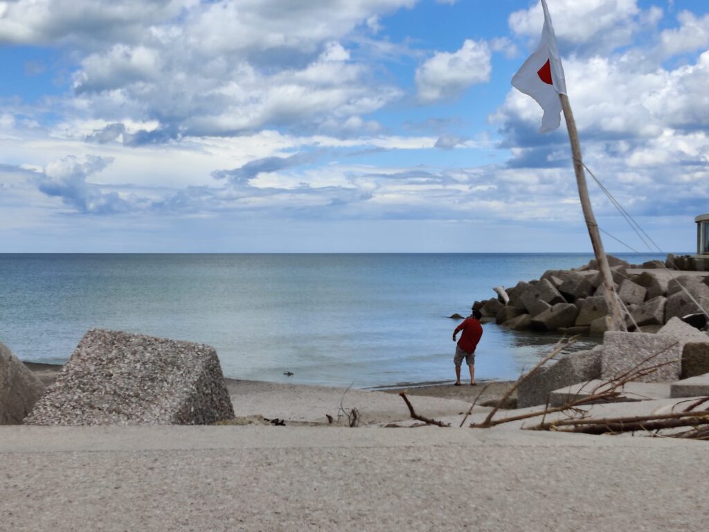 Foto che ritrae il moletto dei canottieri a Pesaro