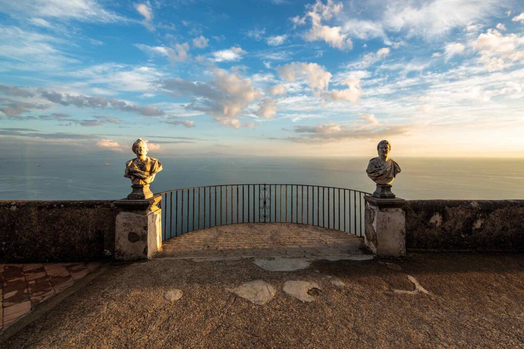 Terrazzo dell'Infinito, Villa Cimbrone, Ravello, Costiera Amalfitana, Italy