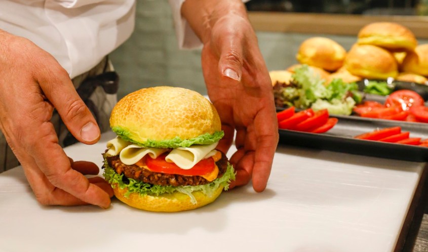 Autogrill presenta Wowburger